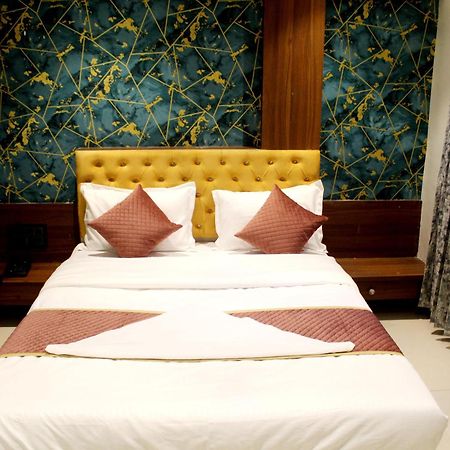 Hotel India Gate Narhe, Пуне Екстер'єр фото