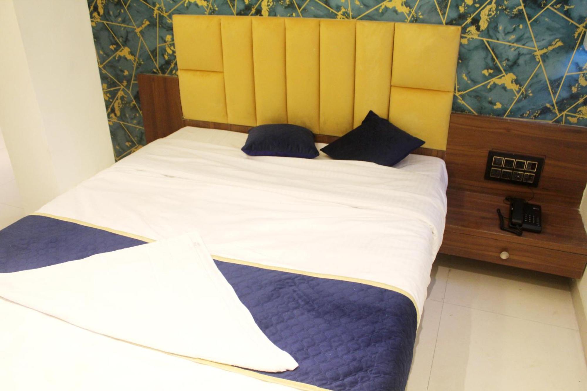 Hotel India Gate Narhe, Пуне Екстер'єр фото